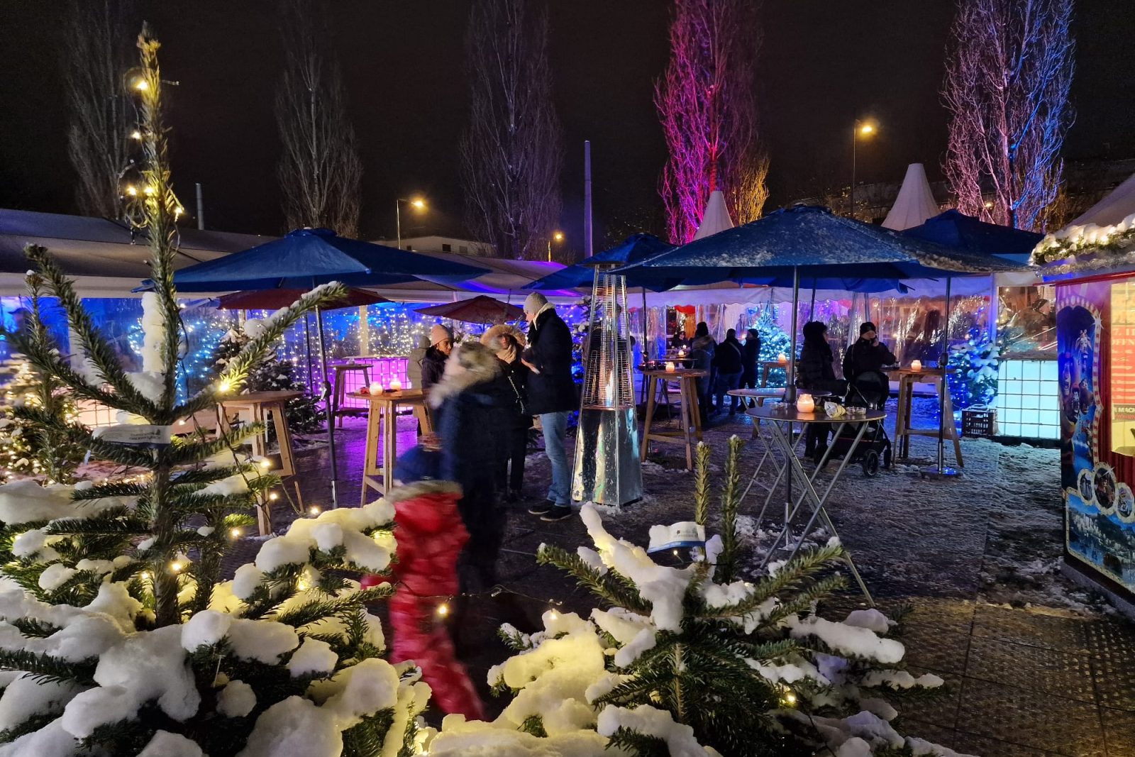 Glühwein - Festival im Winterzauberwald München -Bogenhausen, Bild 1
