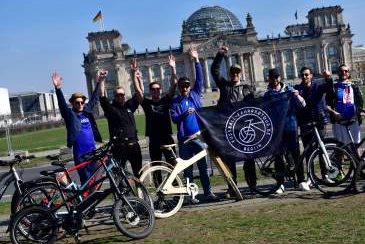 Fussball Fahrradtour für Kinder durch Berlin, Bild 1